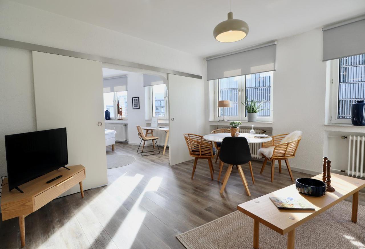 Boho Apartment: Netflix + Balcony + Bathtub Essen Eksteriør bilde