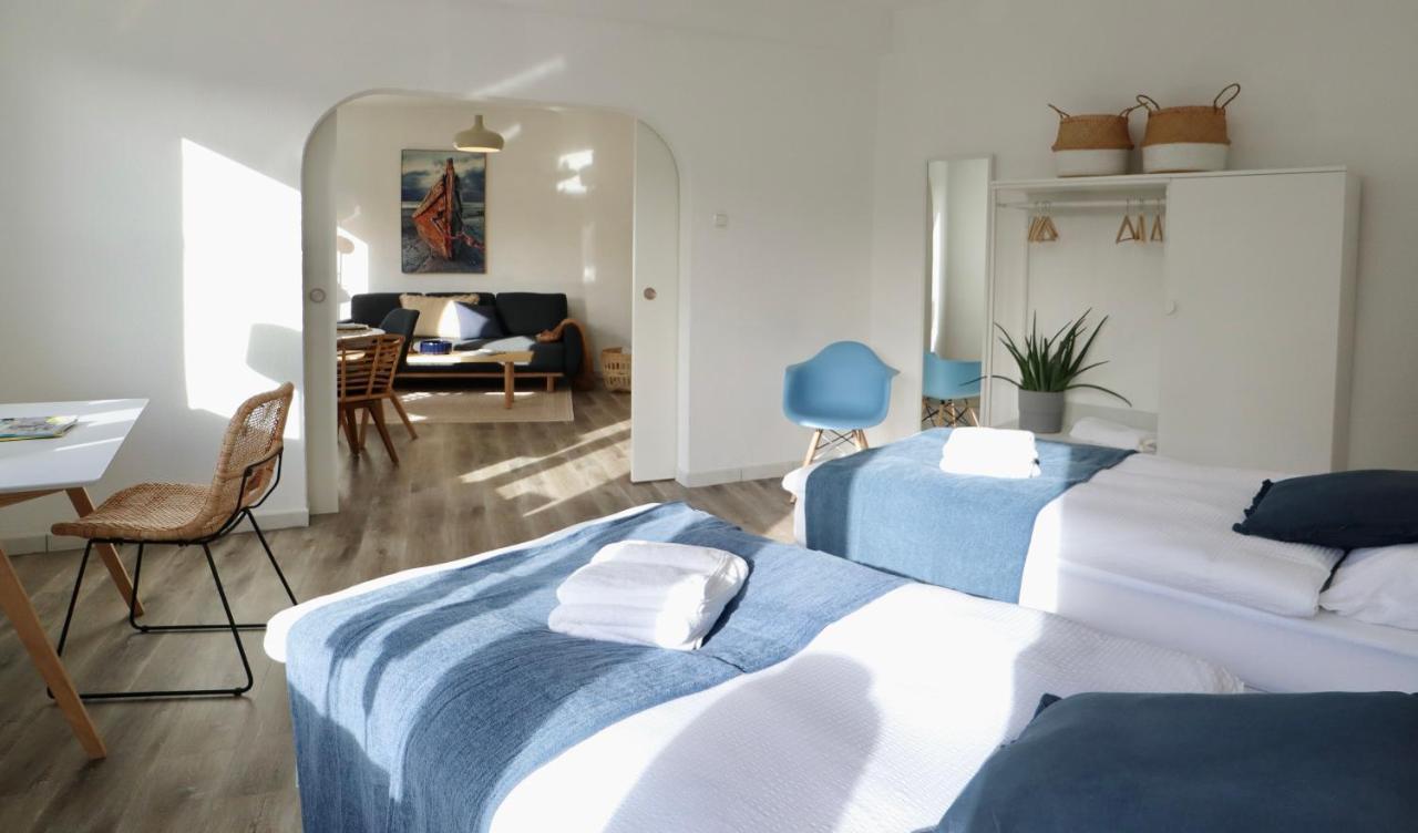 Boho Apartment: Netflix + Balcony + Bathtub Essen Eksteriør bilde