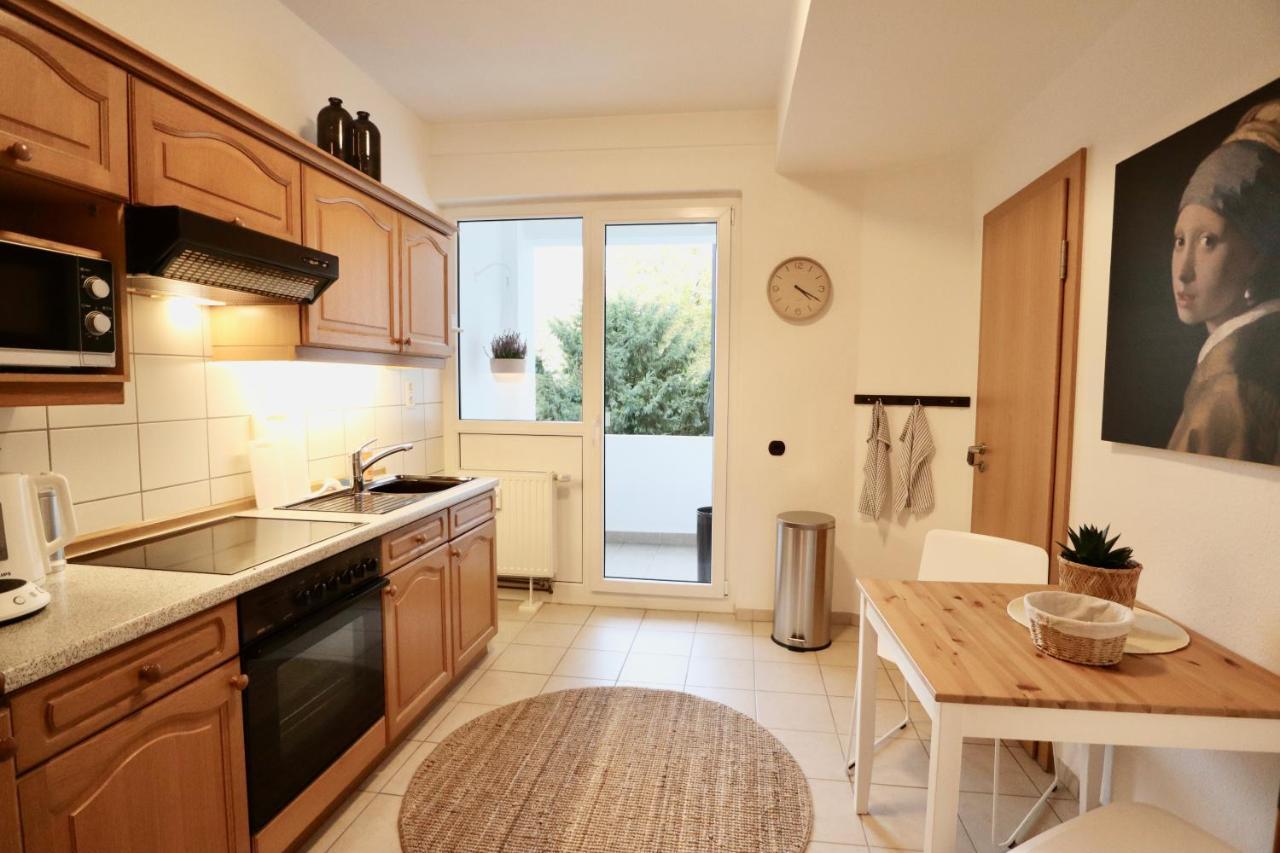 Boho Apartment: Netflix + Balcony + Bathtub Essen Eksteriør bilde