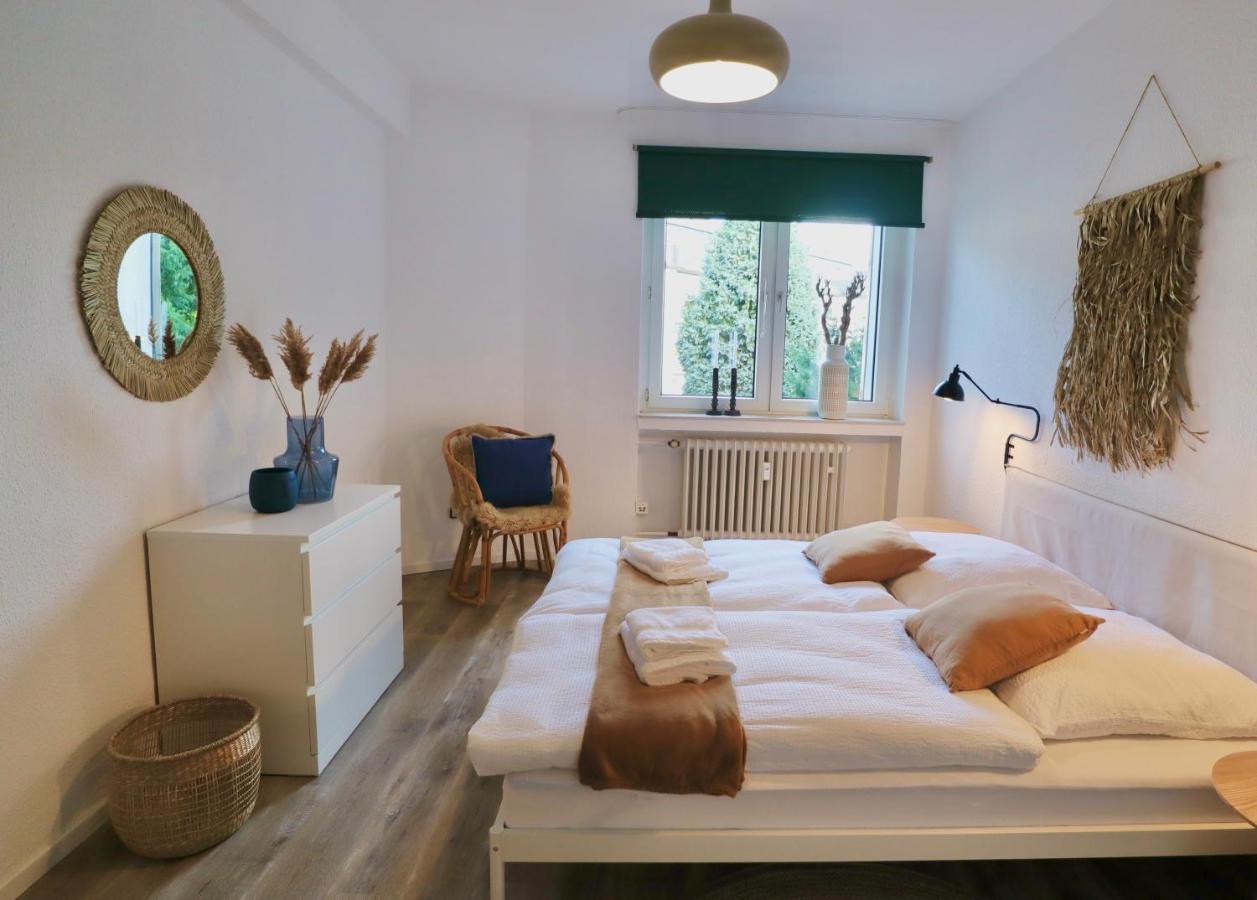 Boho Apartment: Netflix + Balcony + Bathtub Essen Eksteriør bilde