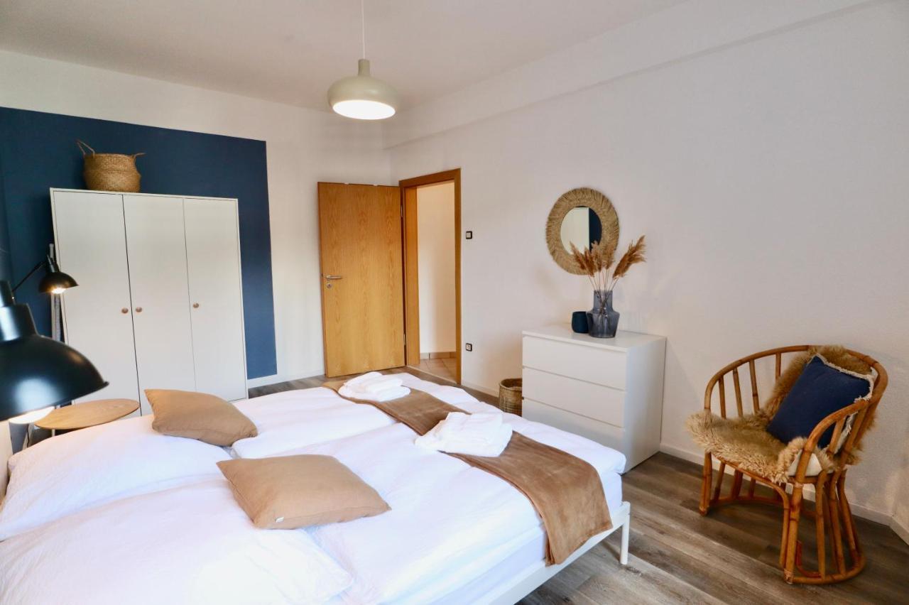 Boho Apartment: Netflix + Balcony + Bathtub Essen Eksteriør bilde